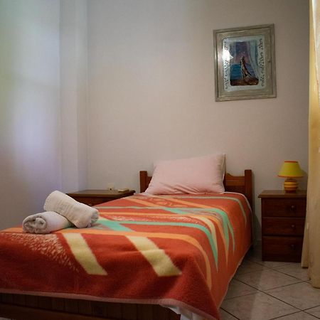Theano Apartments Stoupa Luaran gambar