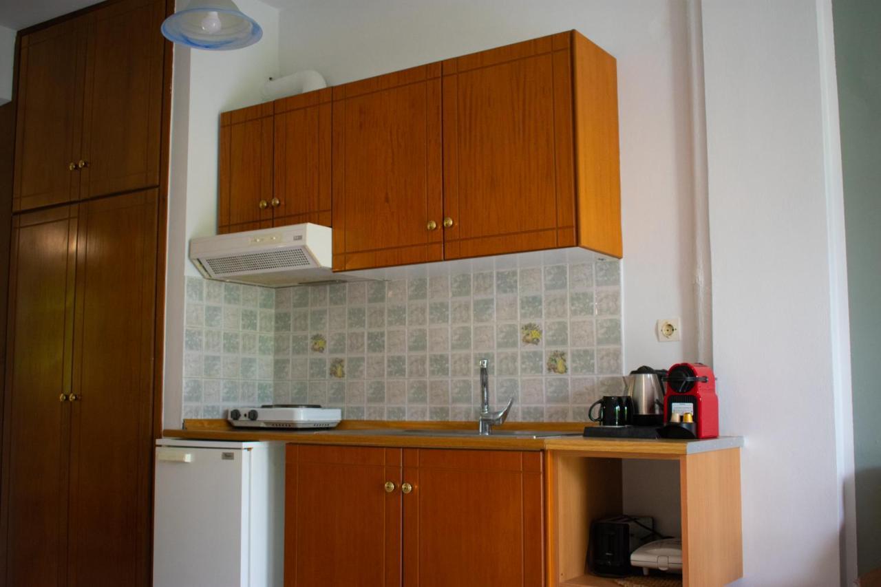 Theano Apartments Stoupa Luaran gambar
