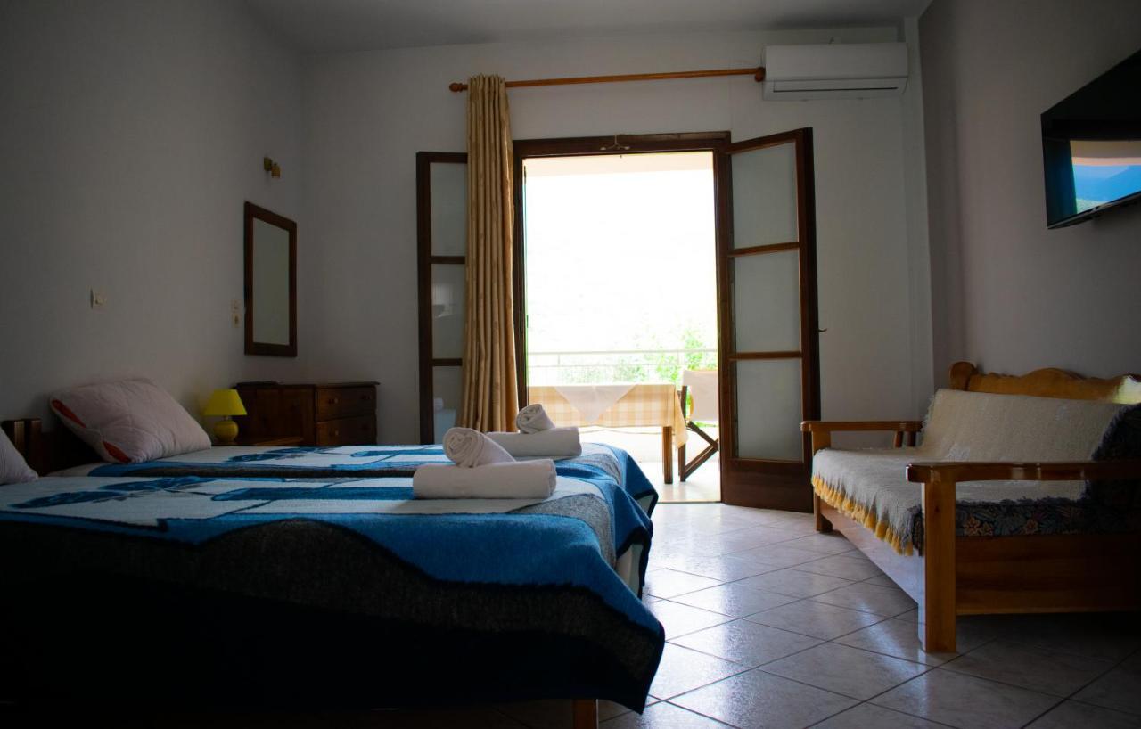 Theano Apartments Stoupa Luaran gambar