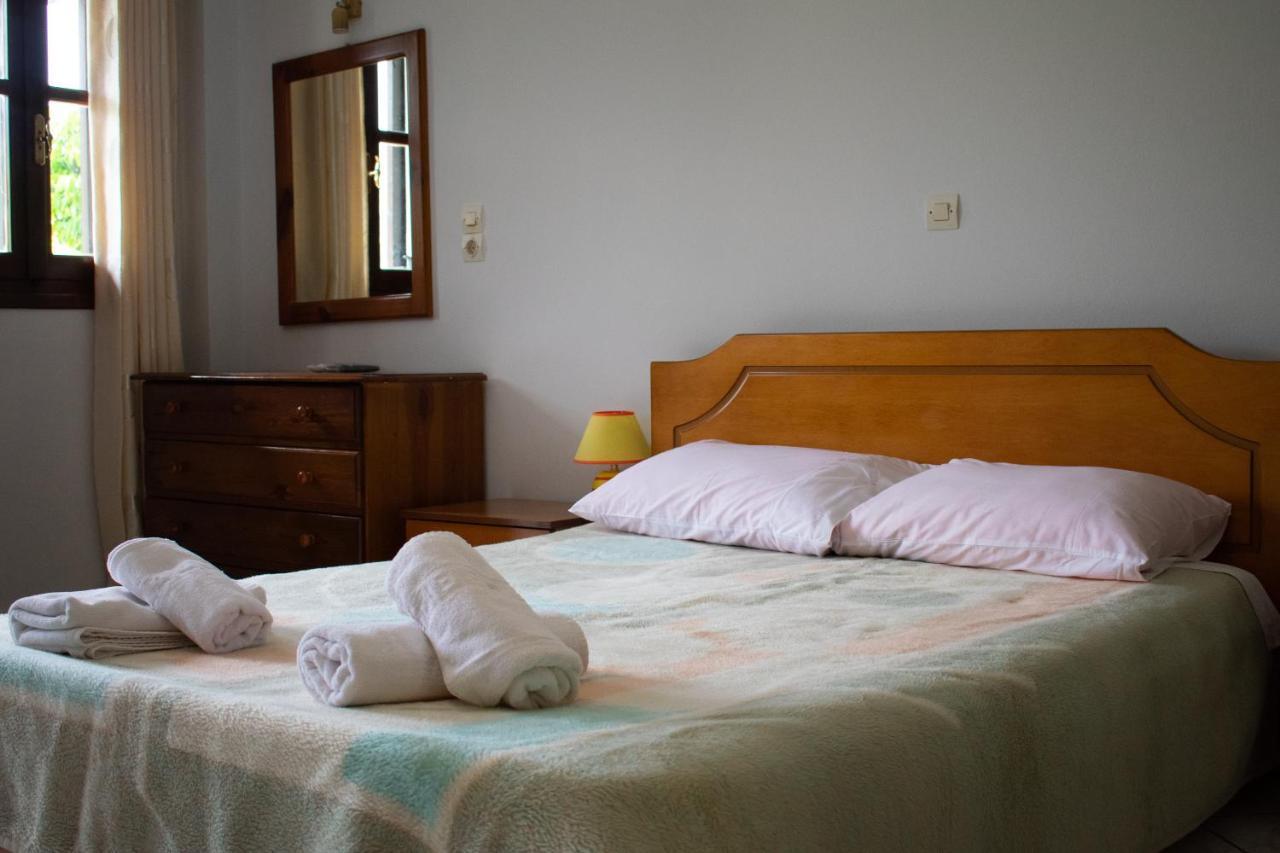 Theano Apartments Stoupa Luaran gambar