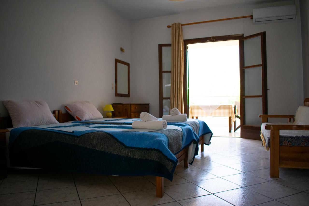 Theano Apartments Stoupa Luaran gambar